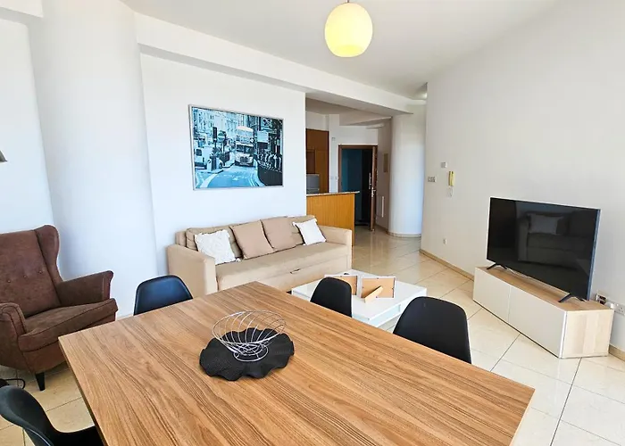 Paradise Palms Seaview Larnaca